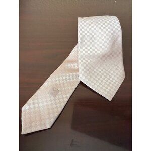 Louis Vuitton Damier 100% Silk Tie Pink LV Logo Silk Made Italy Used w/COA 59"